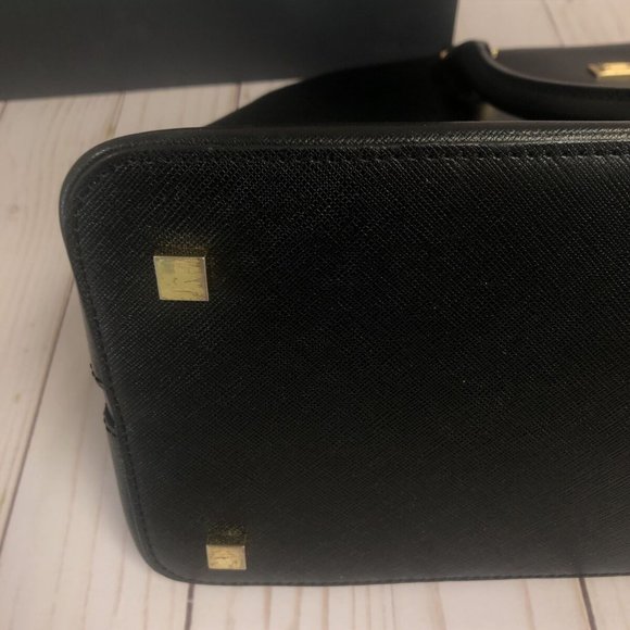 Authentic Guy Laroche Paris Saffiano Satchel Tote - Picture 6 of 12